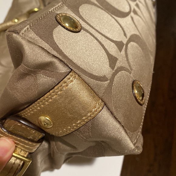 COACH ADDISON SPECTATOR 13206 Gold KHAKI JACQUARD SIGNATURE C BUSINESS HANDBAG - Picture 5 of 16